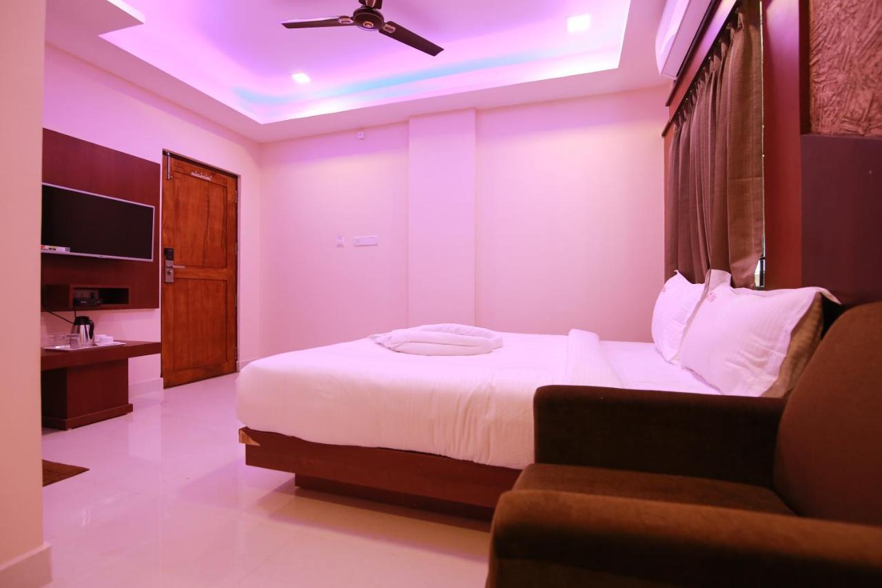 Hotel Apple Suites Bangalore Eksteriør bilde