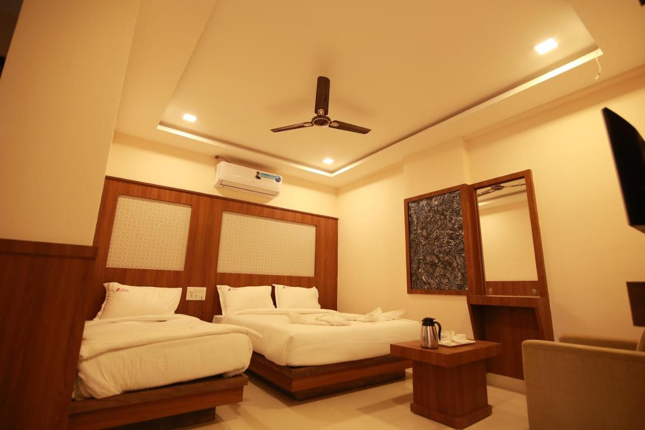 Hotel Apple Suites Bangalore Eksteriør bilde